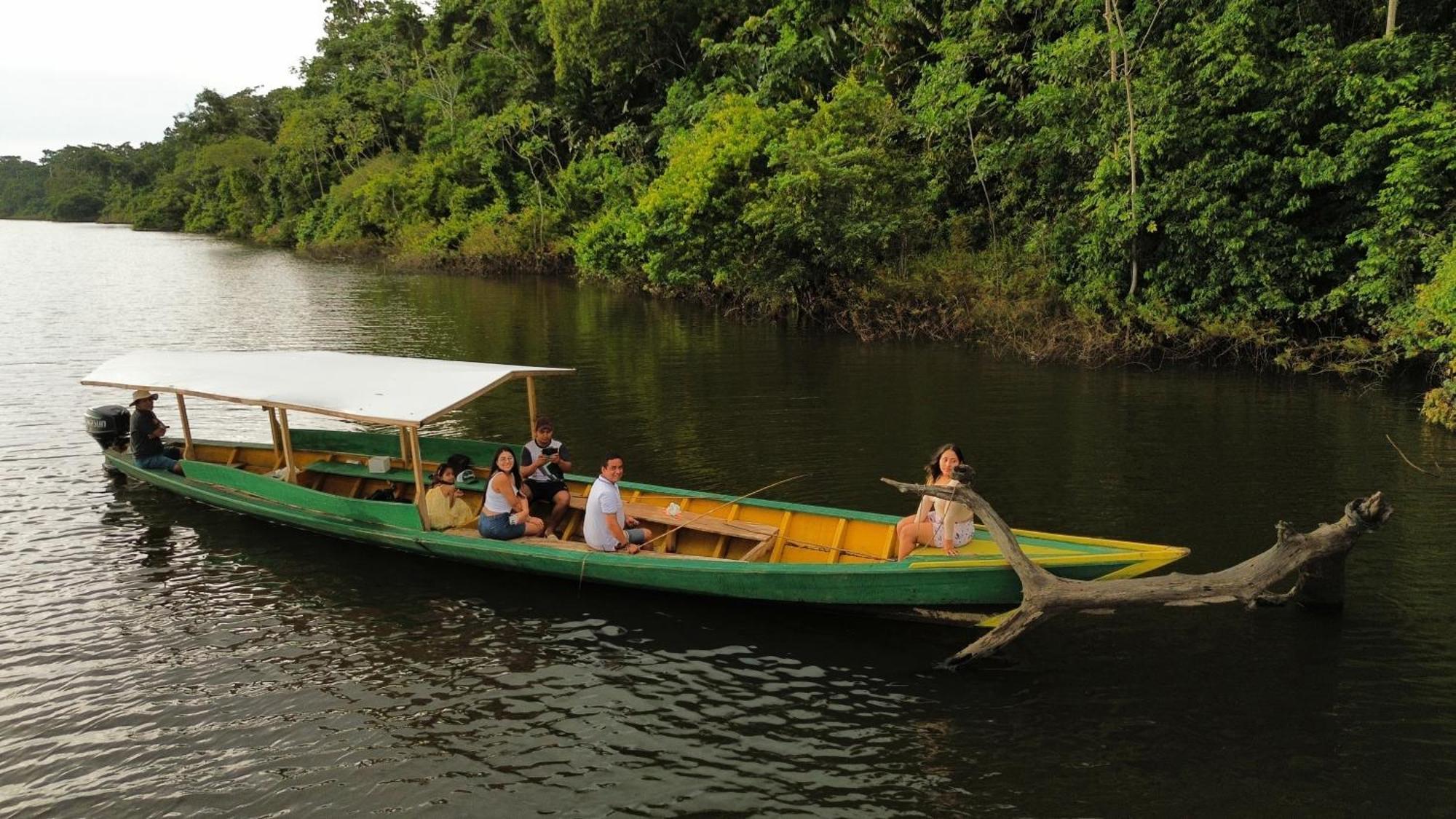 Valencia Lake Lodge Puerto Maldonado Esterno foto